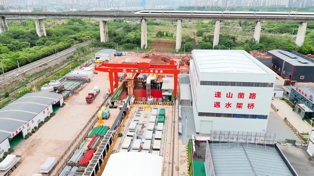 41座隧道全部贯通！重庆⇌成都明年50分钟高铁直达